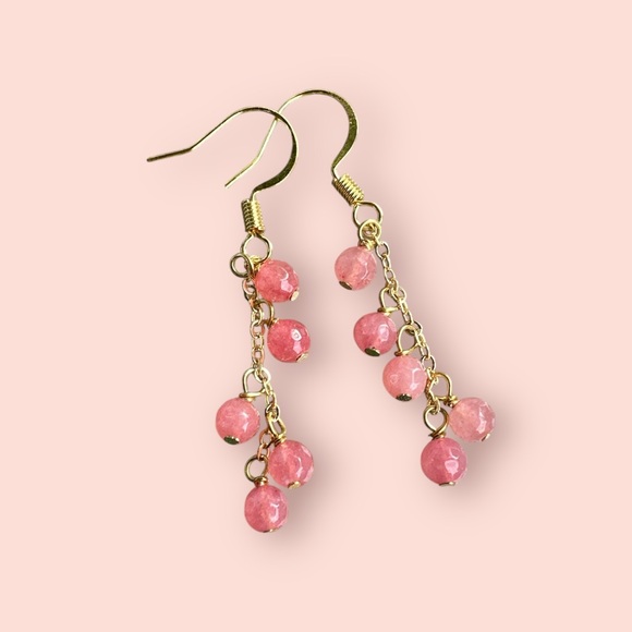 Pink Beaded Dangle Earrings with Natural Pink Stones and Gold-Tone Accents NEW - Picture 2 of 3